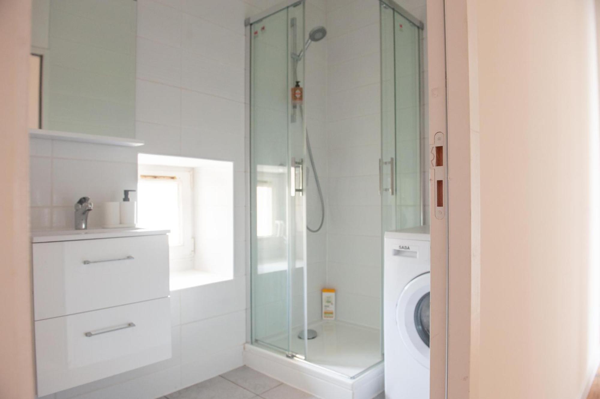 Immeuble De 3 Appartements Avec Cour Interieure ブレスト エクステリア 写真