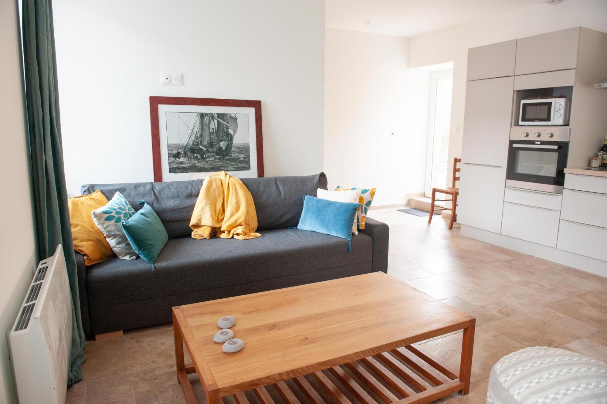 Immeuble De 3 Appartements Avec Cour Interieure ブレスト エクステリア 写真